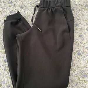 lululemon black elastic waist jogger pants